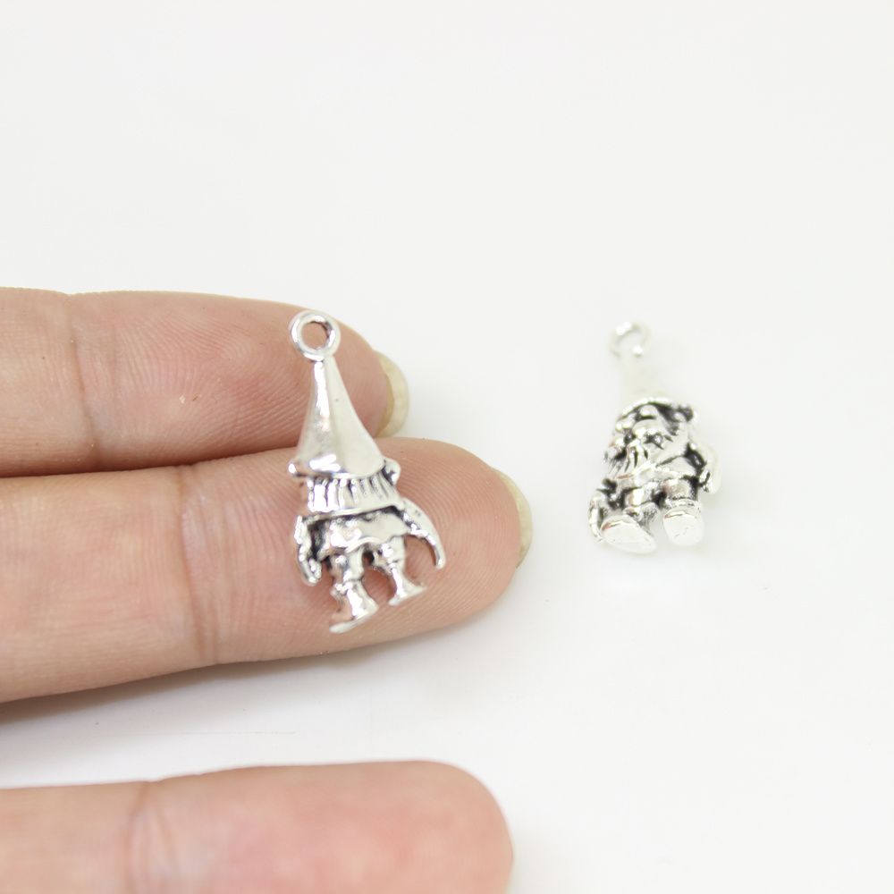 25 unids/lote colgante de Gnomo de tono plateado antiguo para fabricación de joyas Diy de 23x10mm ET680, amuleto de enanitos de jardín
