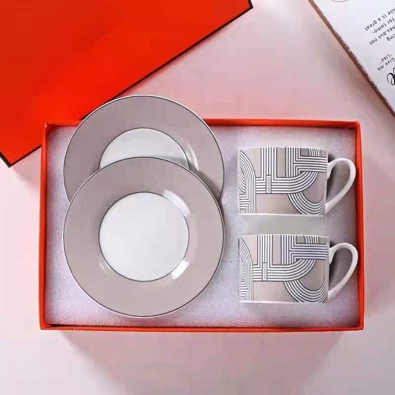 Runway Style Bone Ceramic European Style Western Condiment Dish Tableware Set Oval Shaped Rallye Plates Tea Cup Coffee Mug: Pink