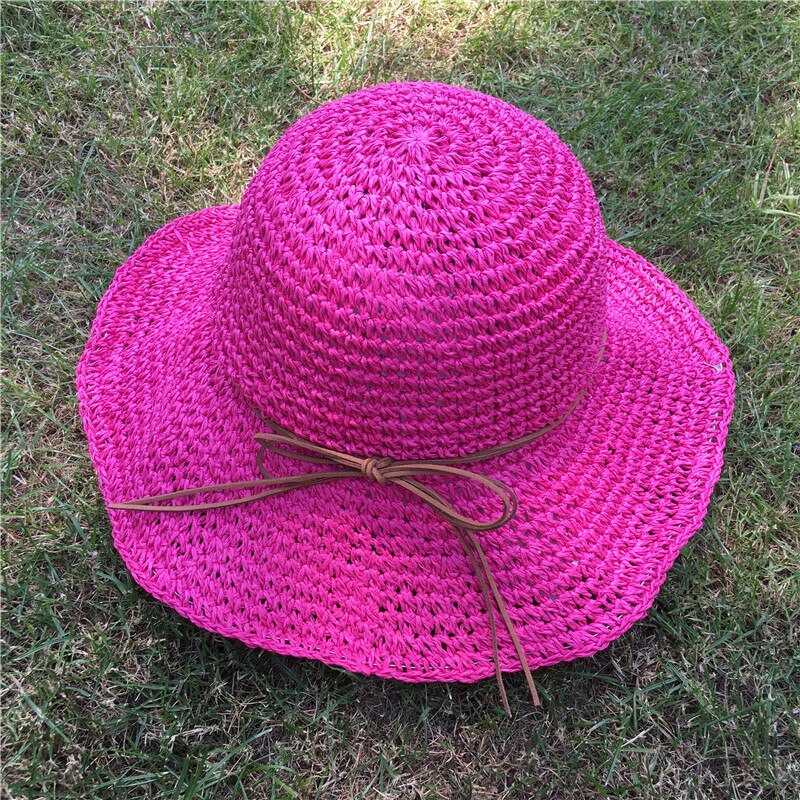 Cloche stil solhat til kvinder strandkasket damer strå cloche hatte pakbar solbeskyttelse derby rejsehat håndlavet: Hot pink