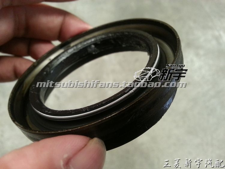 Outlander CW0W GF0W ASX GA0W ECILIPSE CROSS GK0W OIL SEAL,T/F CASE COVER,FR 3200A104 right front axle shaft oil seal 4WD GENUINE