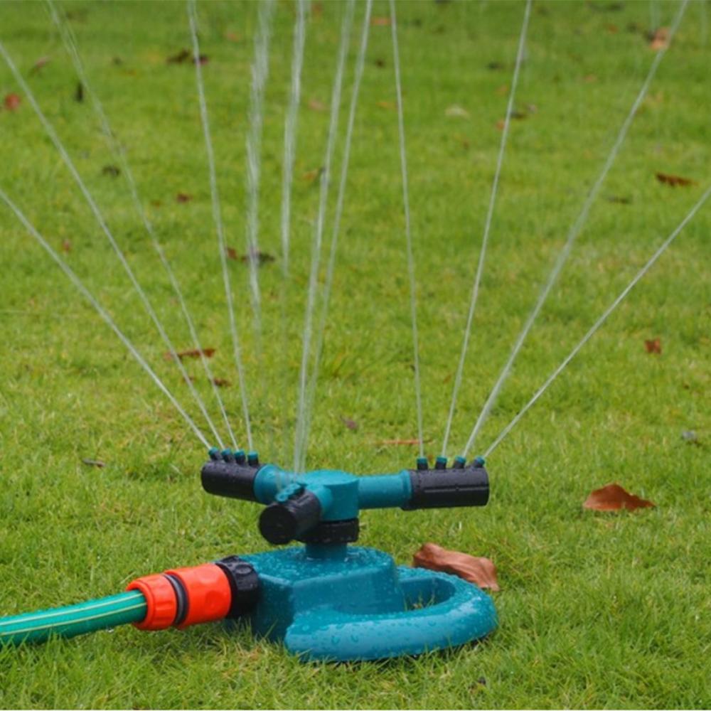 Gräsmatta sprinkler ovan mark plast automatisk 360 graders rotation trädgård gröna växter vattning verktyg utrustning
