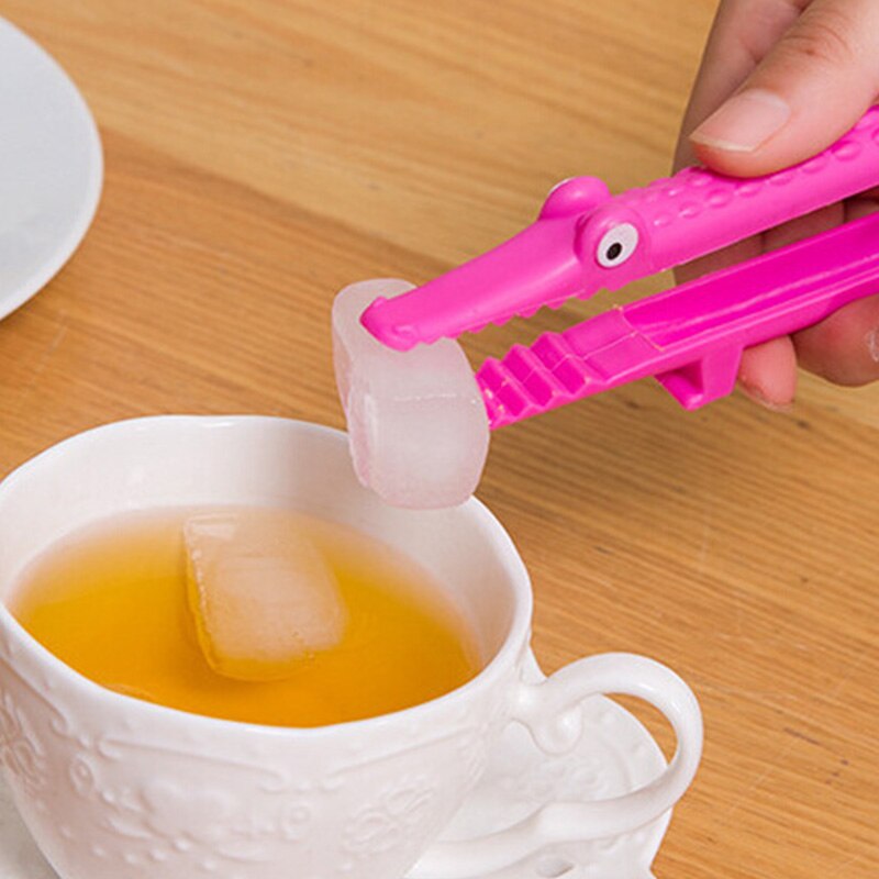 1pcs 1 PC Plastic Crocodile Shape Food Tongs Non-Stick Barbecue Clip Kitchen Tools Utensils Accessories