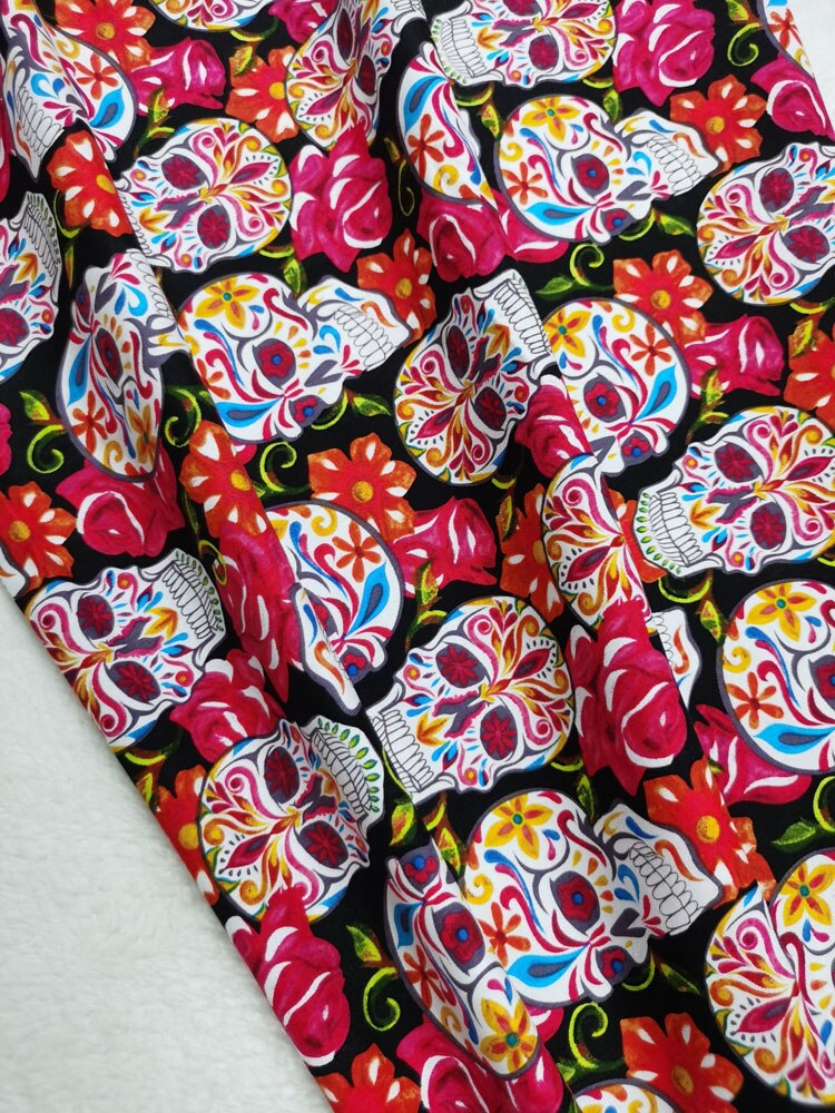 Tela de algodón con estampado de calavera y flores, tejido de 110cm X 50cm con estampado de calaveras y flores, Material de costura acolchado, bricolaje, viaPhil, para el hogar