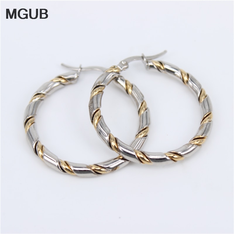 gold color hoop earring 30mm35mm40mm outer diameter and 4mm thick Simple women wear every day LH679