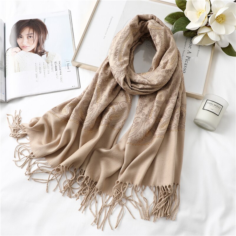 Luksusowy rękojeść kobiety zimowy szalik paszmina z kaszmiru damskie szale okłady Foulard solidny frędzel czeski ciepły Echarpe szaliki: WJ147-khaki