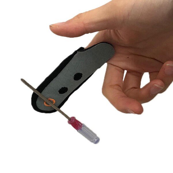 Magnetic Fingertip Magnet On Finger Tip Finger Glove Busted Knuckle Sleeve Assures Adsorption Screw Tool Work Gloves