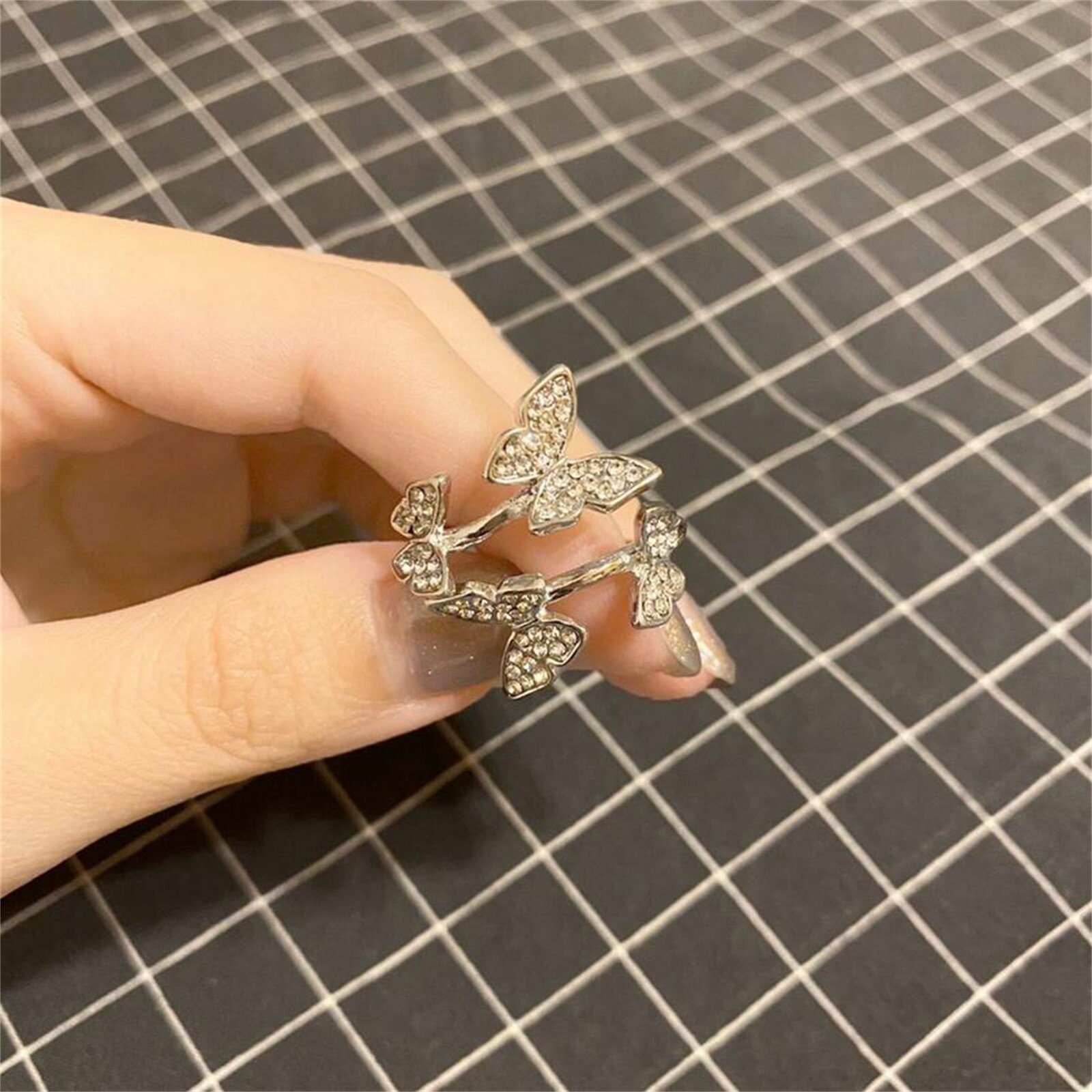 1/2/5PC Adjustable Crochet Loop Knitting Tools Knitting Sewing Accessories Butterfly Handmade Knitted Ring Finger Wear Thimble