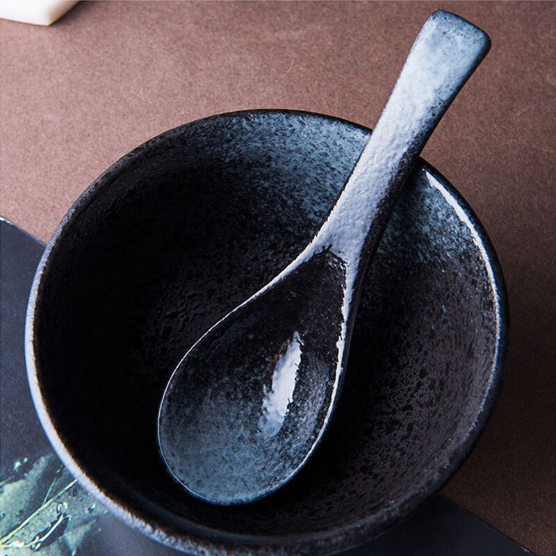 Cuchara de cerámica japonesa creativa, de estilo Retro utensilio de cocina, herramienta para sopa, cucharadita de Catering para Kicthen, vajilla, novedad