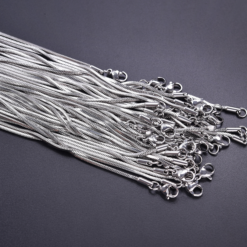 , collar de cadena de serpiente de 45/50/60/70cm, Collares de acero inoxidable para Mujeres y hombres, accesorios, joyería Vintage, Collares para Hombre: 45 cm / Rojo / Color amarillo dorado claro