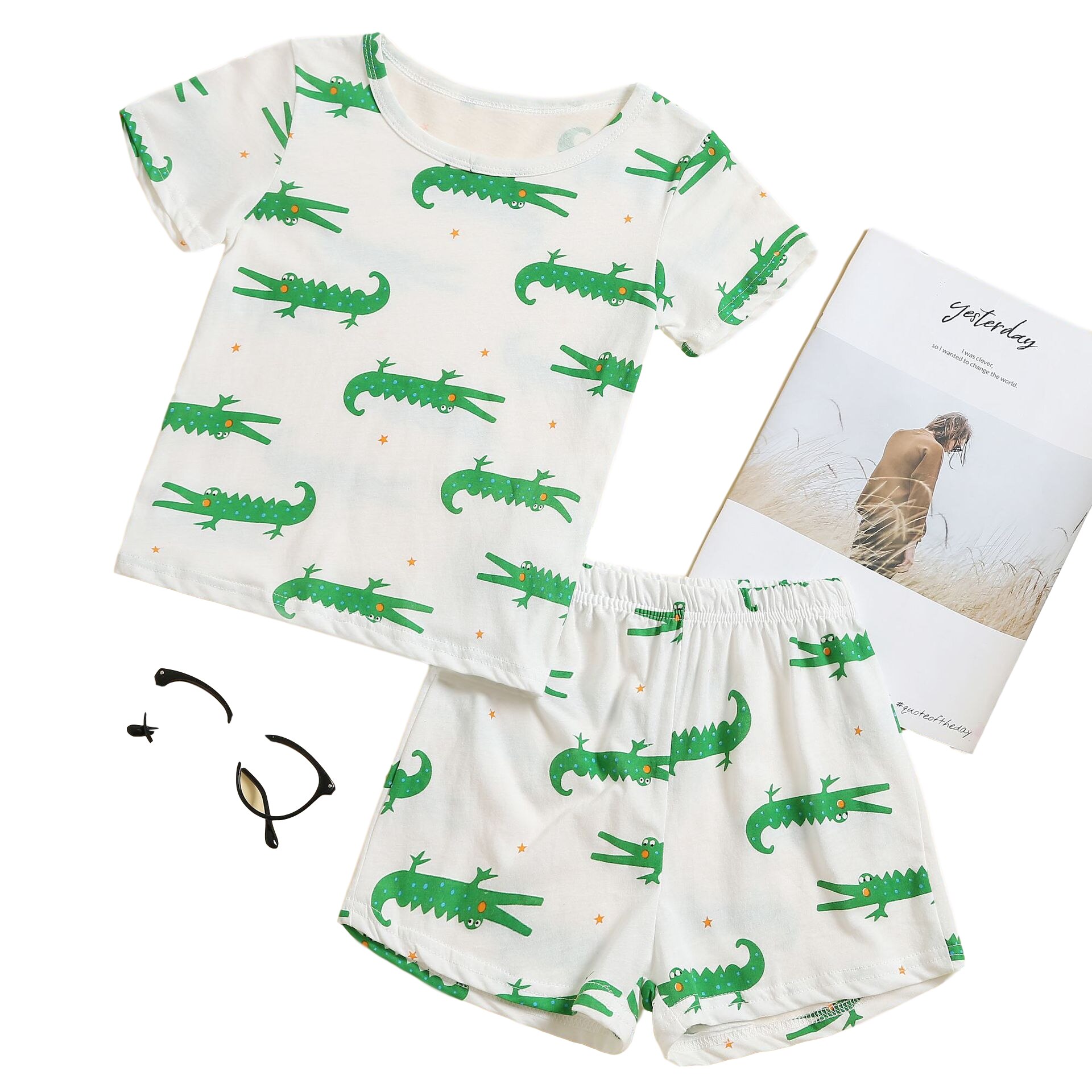 Garçons mignon été nuisettes Crocodile impression confort à manches courtes T-Shirts et Shorts 2 pièces léger vêtements de nuit: 6M-1Y