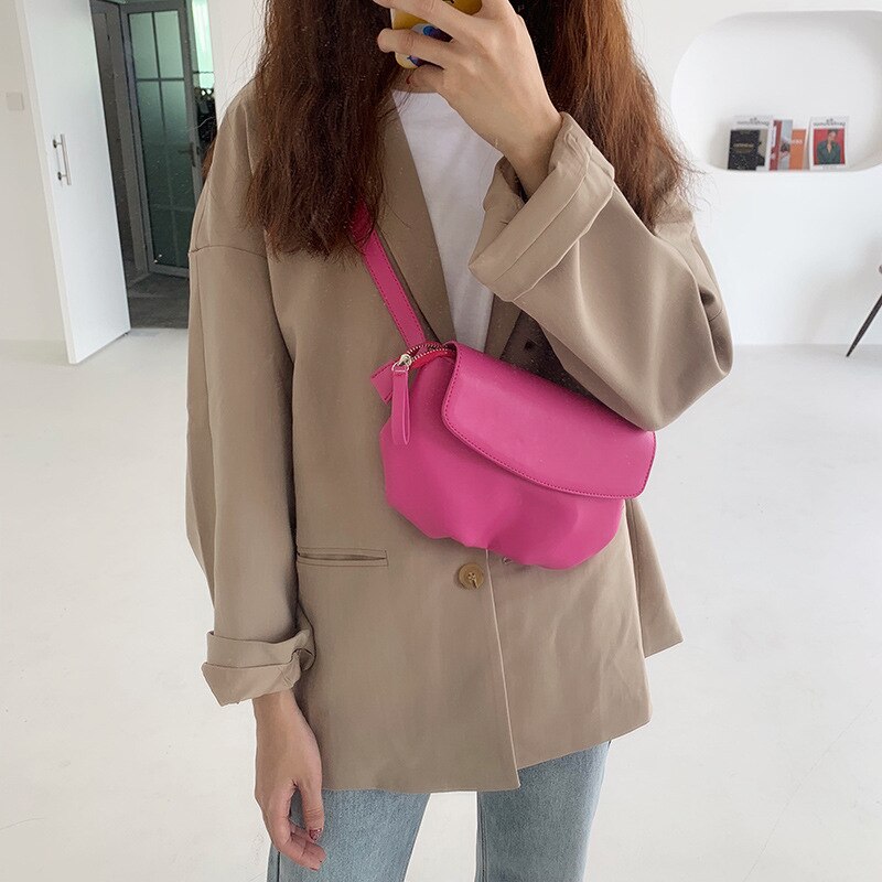 Ins estilo de Hong Kong Casual hombro Mini mensajero pecho bolsa brillante suave Pu Dumpling bolsa Mujer: Rosa fuerte
