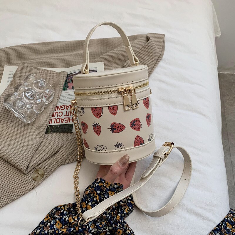 PU Leather Purses and Handbags for Women Luxury Girls Female Shoppers Sweet Strawberry Chain Bucket Wallet: mise