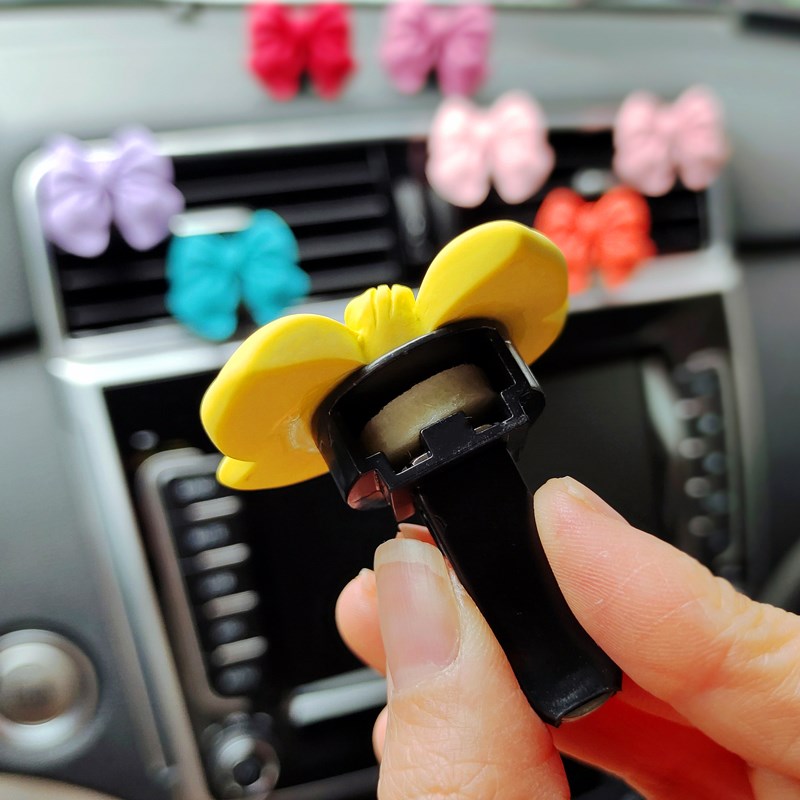 Cute Bow-knot Car Accessories Interior Woman Perfume Clip Car Air Freshener Air Vent Clip Cartoon Bow-knot Girls Decoration