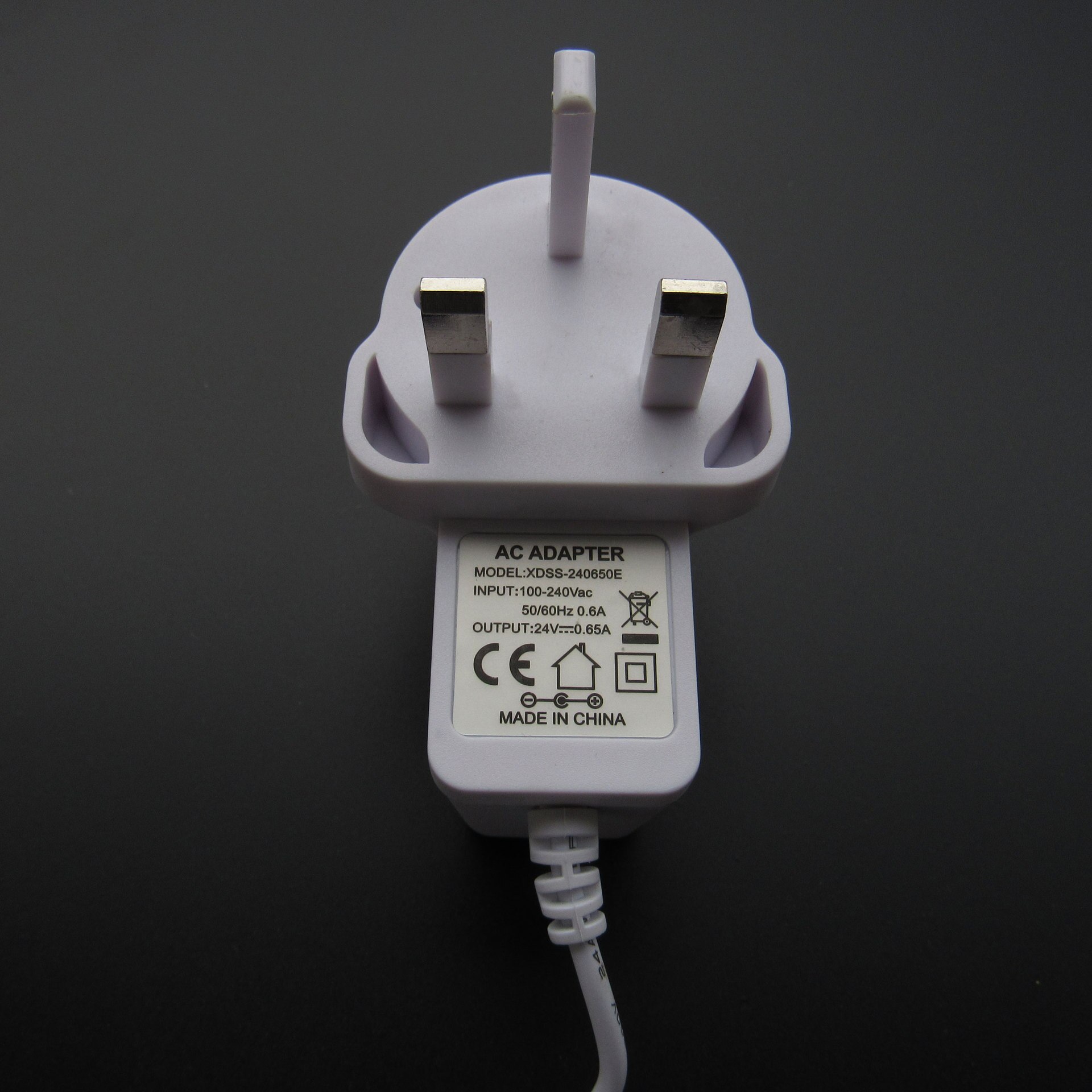 UK Standard 24 V 500mA Weiß Energie Adapter PSE Zertifiziert Zauberstab-montiert Energie Adapter XXF