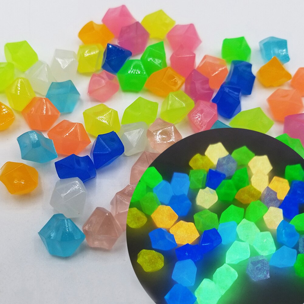 300 stuks/pak donkerkleurige decoratieve buitenaquarium viskom stenen lichtgevende kleine stenen tuindecoratie lichtgevende steen*^*: Kleur mengen