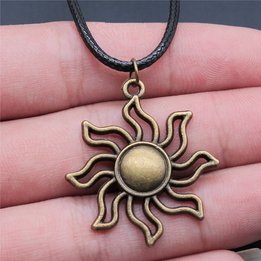 30 estilos Unisex amuleto Wicca joyería sol Luna estrella pentagrama colgante collar cordón de cuero negro