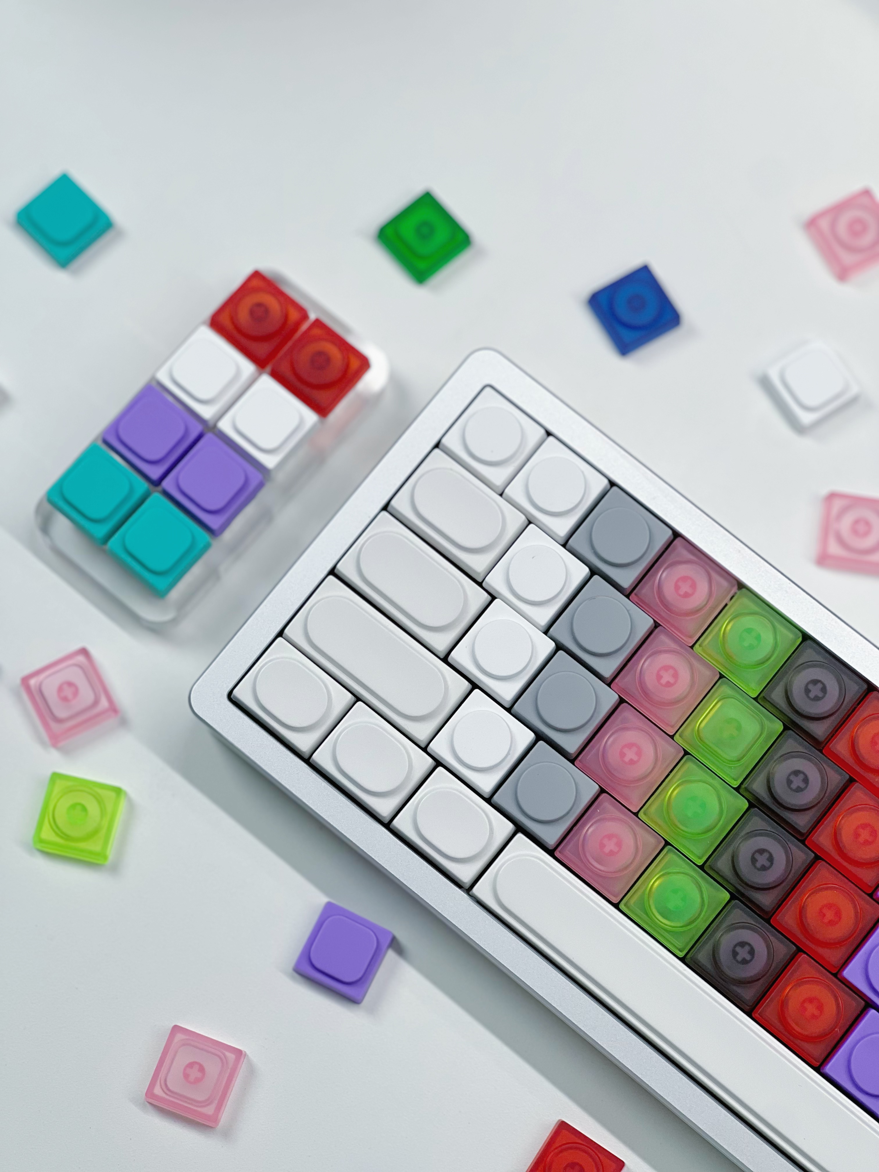 Custom 20 Pcs Toy Bricks Keycap Low Profile Keycaps Blank 1u Backlit Key cap PBT DIY Key Caps for Mx Switch Mechanical Keyboard