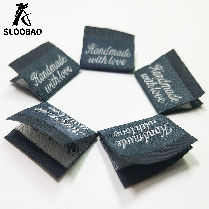 100pcs 2*2.5cm Hand made with love DIY Woven/main Labels middle folded for garment clothes/bags/shoes/clothing tags accessory