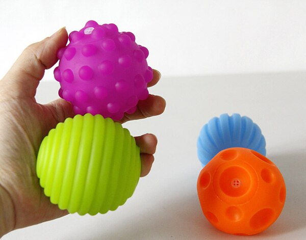 4 @ 6 stk tekstureret multiboldsæt udvikle babys taktile sanser legetøj baby touch håndbold legetøj baby træningsbold massage blød bold
