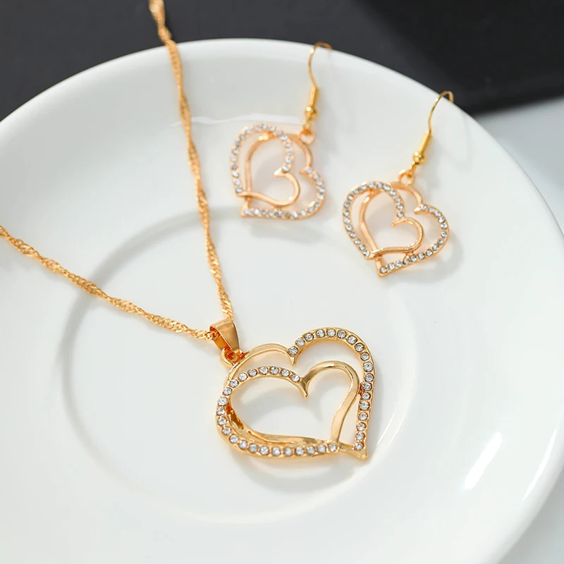 3 Pcs Set Heart Shaped Jewelry Set Of Earrings Pendant Necklace For Women Exquisite Rhinestone Double Heart Jewelry Set