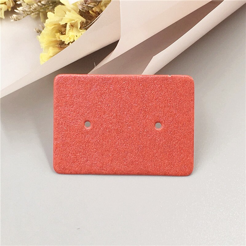 100 sztuk 2.5x3.5cm kolczyk karty opakowania stojak do kolczyków posiadacz karty karton papier typu Kraft tagi dla DIY biżuteria wyświetlacz: Red