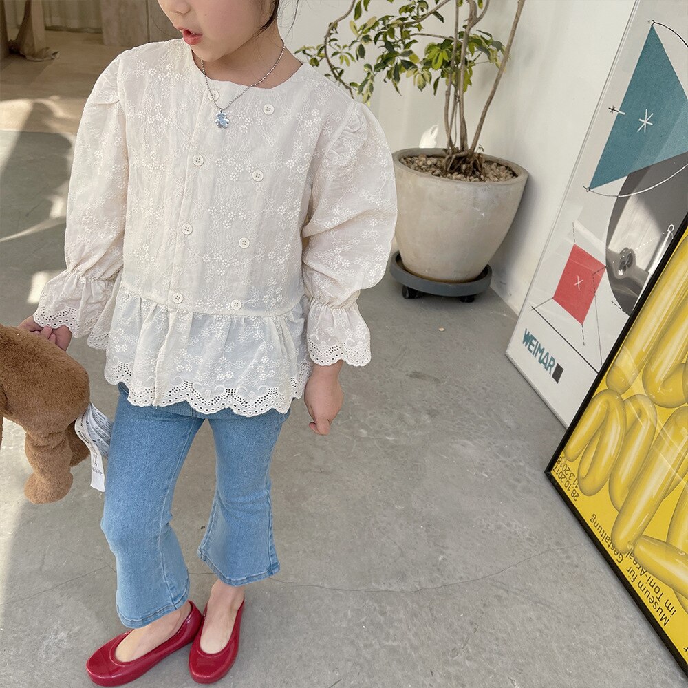 Camicette floreali del cotone dei bambini delle camicette floreali del merletto della manica lunga delle ragazze di nuovo arrivo della primavera 2022: 7T