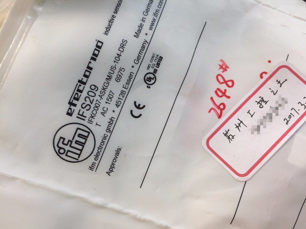 Original 100% import technology sensor IFS209 IFS200 proximity switch