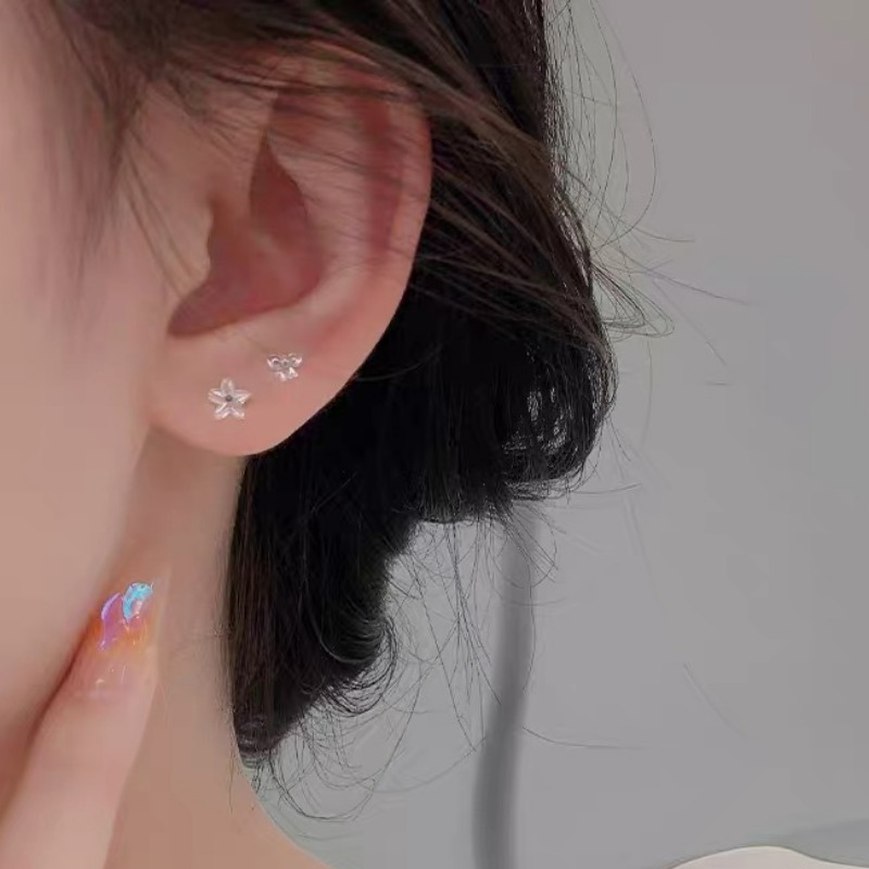 Resin Star Stud Earrings - Invisible Anti-Allergy Cute Piercing Jewelry for Women