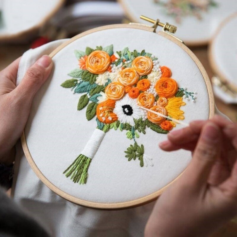 DIY Stamped Embroidery Starter Kit Embroidery Bouquet Material Package Embroidery Cloth Color Threads Tools Kit Handmade Tools