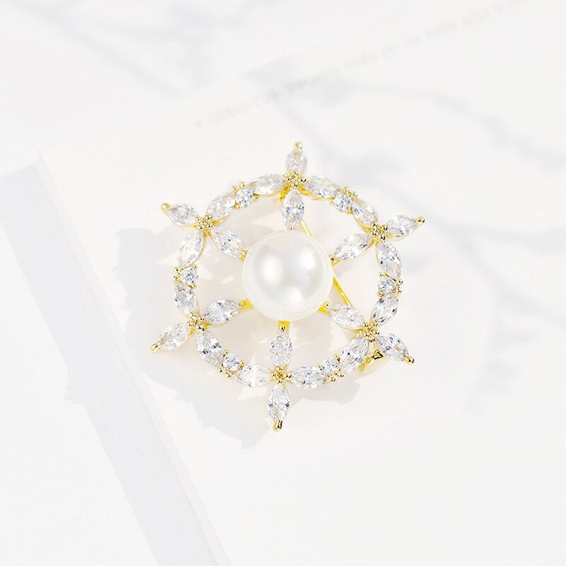 Niedliche japanische ruderbrosche für damen – #39 mehrfarbige zirkon-anstecknadeln, schmuck, party, bürokleidung, schalschnalle, bekleidungsaccessoires: X1693-2