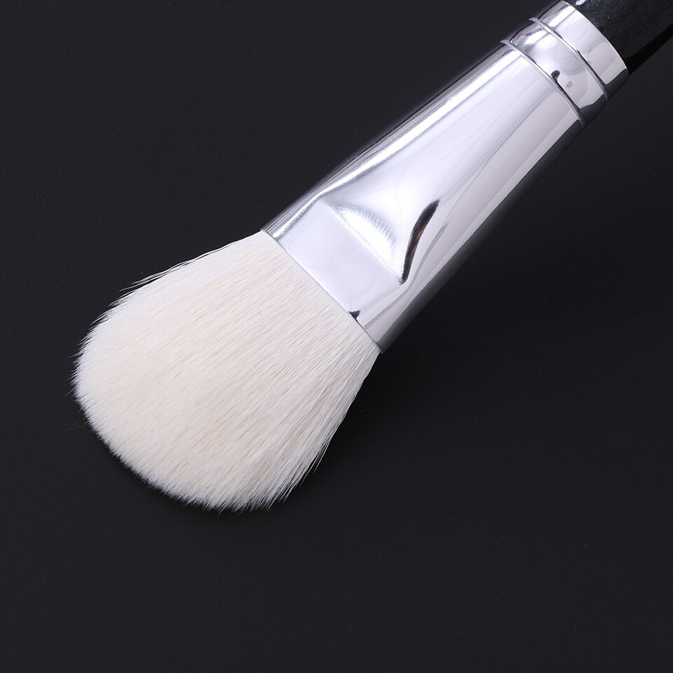 Beili 1 stuk zwarte synthetische nano-wolvezel blush contourkwast multifunctionele losse poeder enkele veganistische make-upkwasten