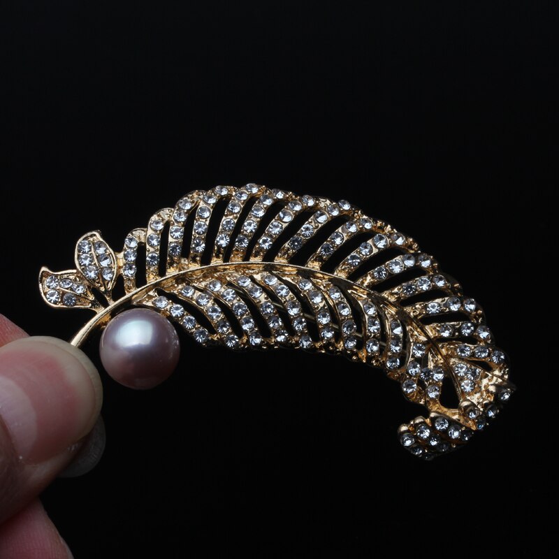 Beautiful Freshwater Leaf Pearl Brooches Female Zircon Pin Brooch For Women Wedding Party Dress Badge