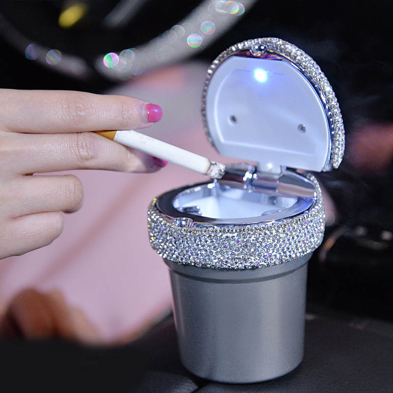 Strass Draagbare Auto Asbak met Led Licht Kristal Diamant Auto Ash Tray Asbak Opslag Bekerhouder voor Meisjes Auto Accessoires