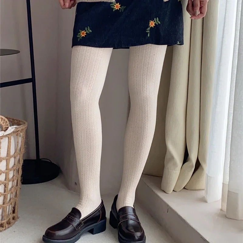 Japanse Winter Verticale Bar Warme Panty Haver Kleur Mager Volledige Voet Verdikte Basis Sokken Snoep Kleur Foundation Pluche Panty