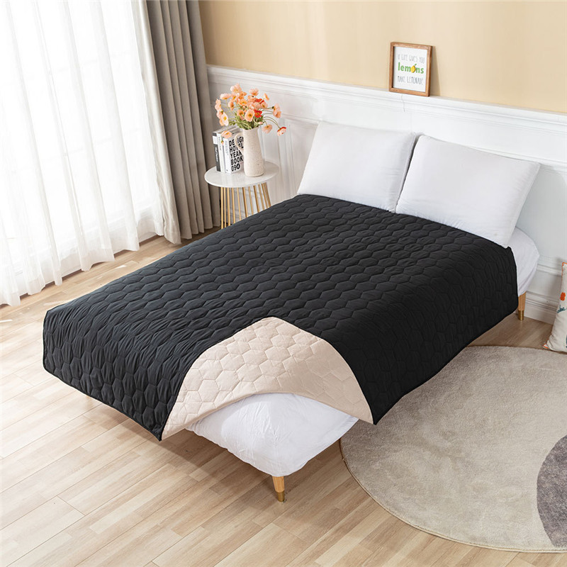 Waterproof Pet Mattress Cover Washable Bed Cover Queen King Size Urineproof Pad Mat Blanket Breathable Quilted Bedspread 5 Color