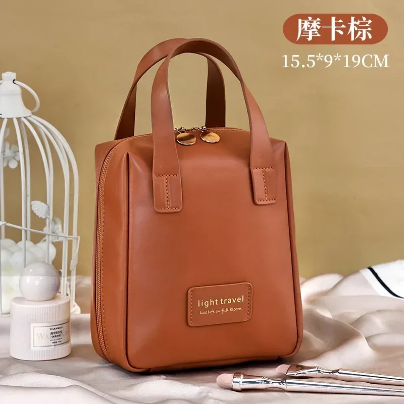 Large Capacity Travel Cosmetic Bag Portable Leather Toiletry Bag with Handle Organizer Multifunctional Waterproof Makeup Bag: Red
