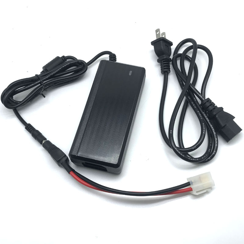 AC-138 12V 5A Wall Power Supply Charger Adaptor for QYT KT-8900 KT-8900D KT-7900D VV-808S VV-898S BJ-218 BJ-318 Mobile Car Radio: RED