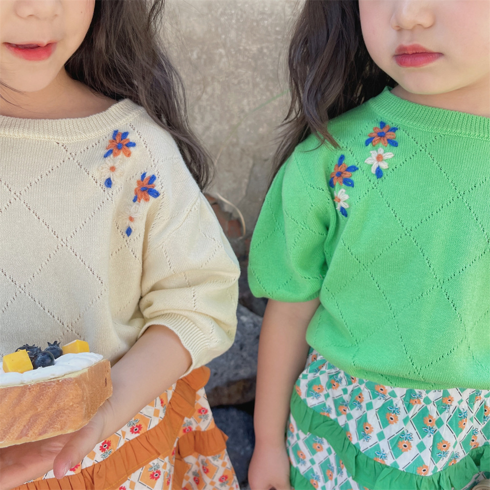 2022 Girls floral embroidery short sleeve knitwear Kids all-match soft thin knit pullovers Tops