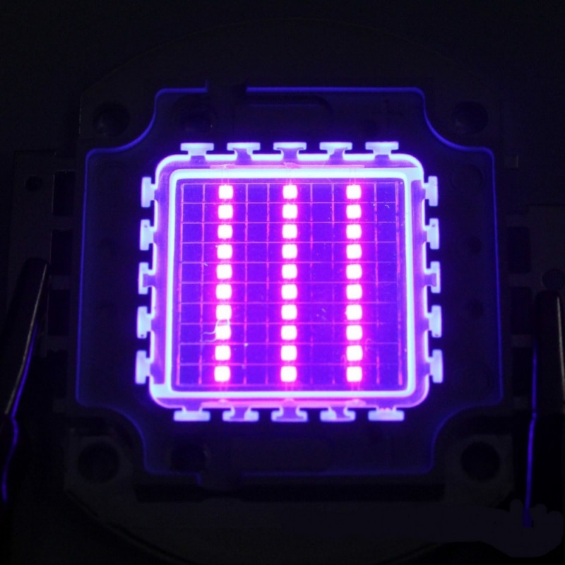High Power Led Chip 100 w Paars Ultraviolet (UV 405nm/3000mA/DC 30 v-34 v /100 w) SMD COB Licht 100 w Ultra Violet Lamp Lamp