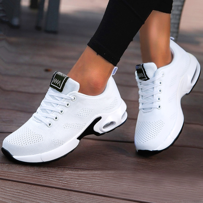 Scarpe Casual da donna Scarpe basse da passeggio in mesh traspirante Scarpe da ginnastica con plateau Scarpe da ginnastica vulcanizzate da donna Tenis Calzature femminili bianche