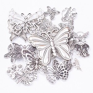 50g metall fjäril blandad berlock hänge antik brons armband halsband handgjorda smycken produktion diy: Forntida silver
