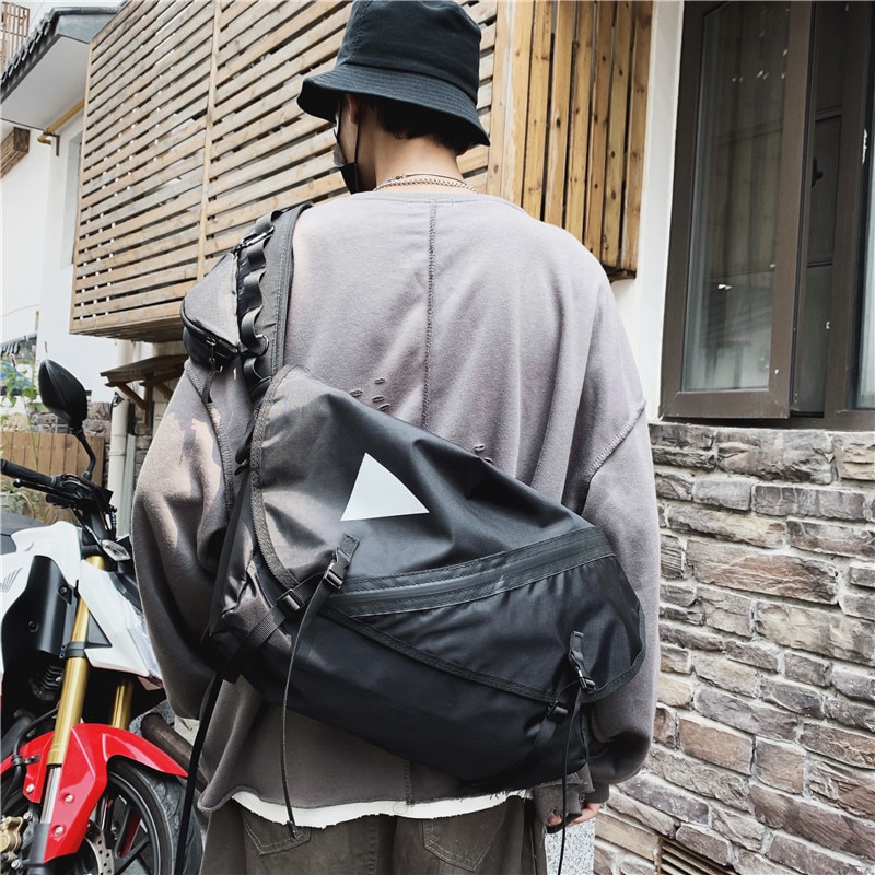 Multifunktionsväskor för män axelväska vattentät anti-stöld bröstpaket kort resa budbärare crossbody-väska