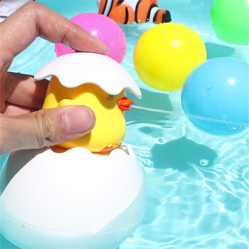 Nehmen EINE Dusche wasser Spielzeug sommer Regen Schuppige Wolken Entlein Ei Baby Schwimmen Spielzeug Kinder Dusche Zimmer Bewässerung Sprinkler