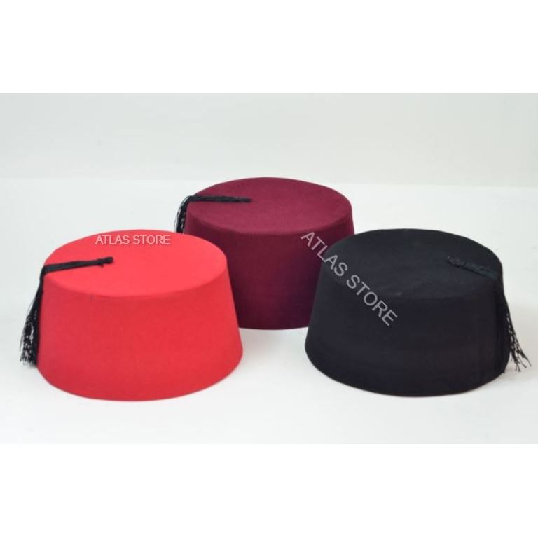 Autentisk folklorisk turkisk fes fez, orientalisk tarboosh, exotisk ottomansk hatt