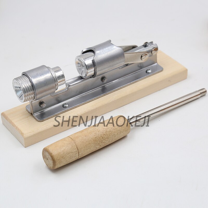 1pc Manual Walnut clip tool Mechanical whole grain peeling walnut clip Open walnut tool Food breaker