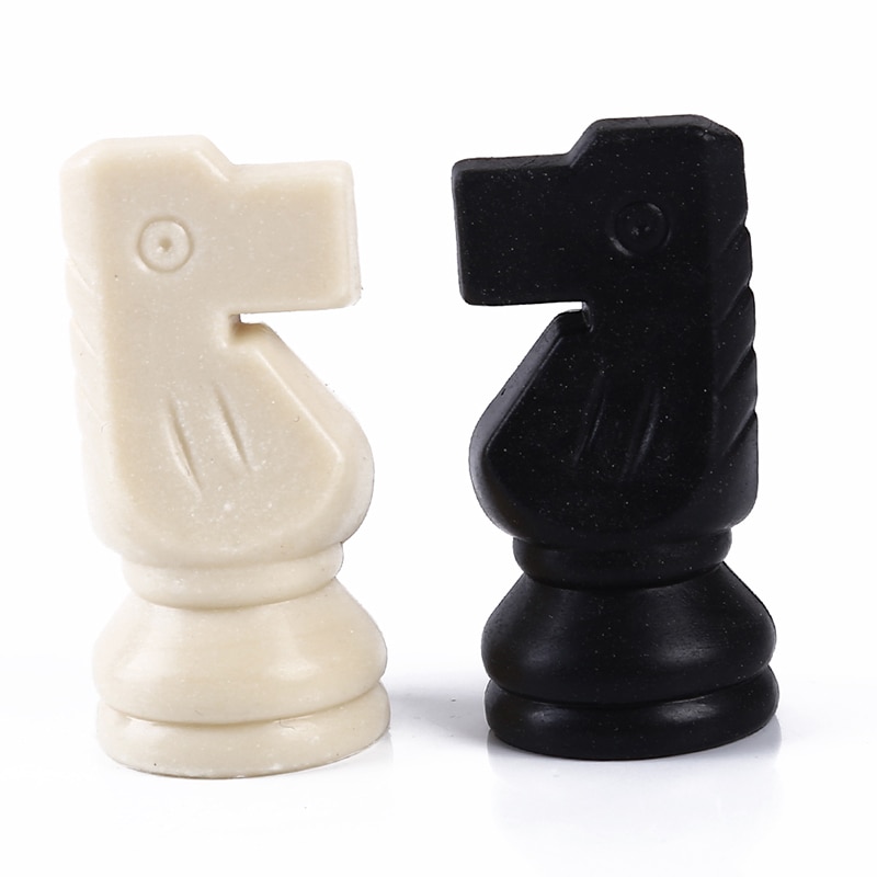 Chess Pieces Plastic Complete Chessmen International Word Chess Game Entertainment without Chess Board 81mm Backgammon 1 Pack