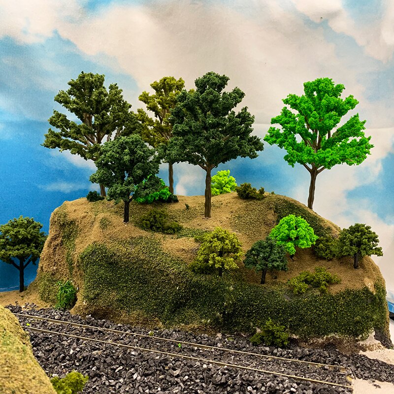 4PCS/PACK 12cm HO Scale Model Trees Train Park Railroad Railway Layout Diorama Wargame Scenery Toys Model Accessories