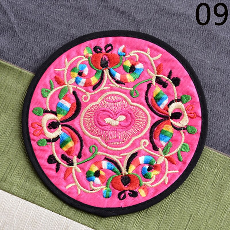 Vintage Etnische Bloemen Theekopje Mat Ronde Moderne Chinese Stof Geborduurde Onderzetters Thuis Duurzaam Isolatie Pads Cup Mat: 09