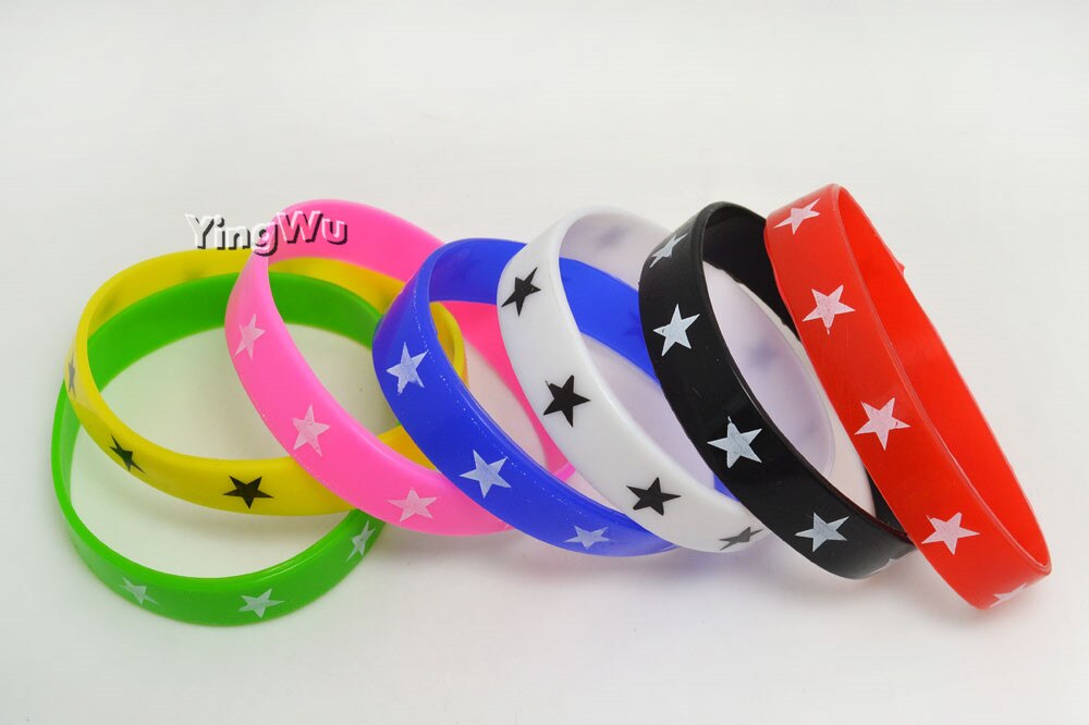 Yingwu Veel 50-200 stuks mix kleuren Letters Print siliconen Armband polsbandje Elastische Rubber Vriendschap Armbanden