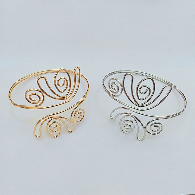 Pulsera de brazalete étnico bohemio brazalete del brazo superior Color dorado Vintage flor brazalete abierto brazalete brazo brazalete Valentin del día